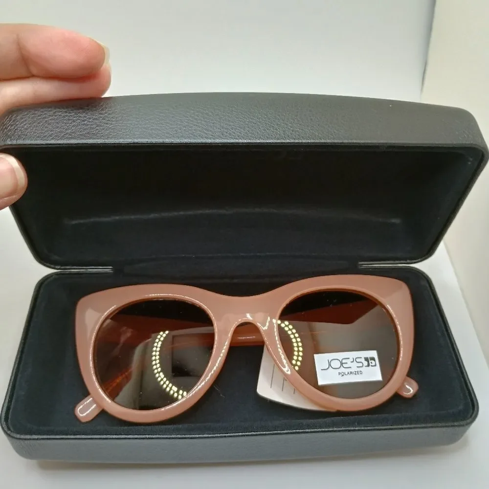 Rose Colored Lenses cat eye polarized sunglasses with case